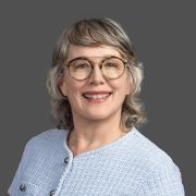 Headshot of Wendy Peart.